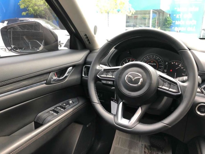 Mazda cx5 2.5 Trắng 2022 .  Dán ximăng